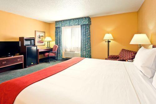 Holiday Inn Express Hotel Fort Campbell-Oak Grove By Ihg Quarto foto