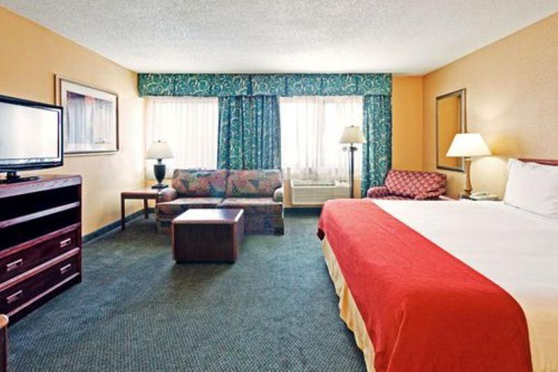 Holiday Inn Express Hotel Fort Campbell-Oak Grove By Ihg Quarto foto